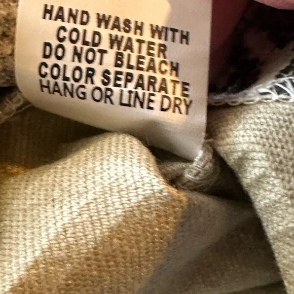 NWT Cloud 10 Snake Print Skort, Size S, Gray/Off White - Picture 9 of 9